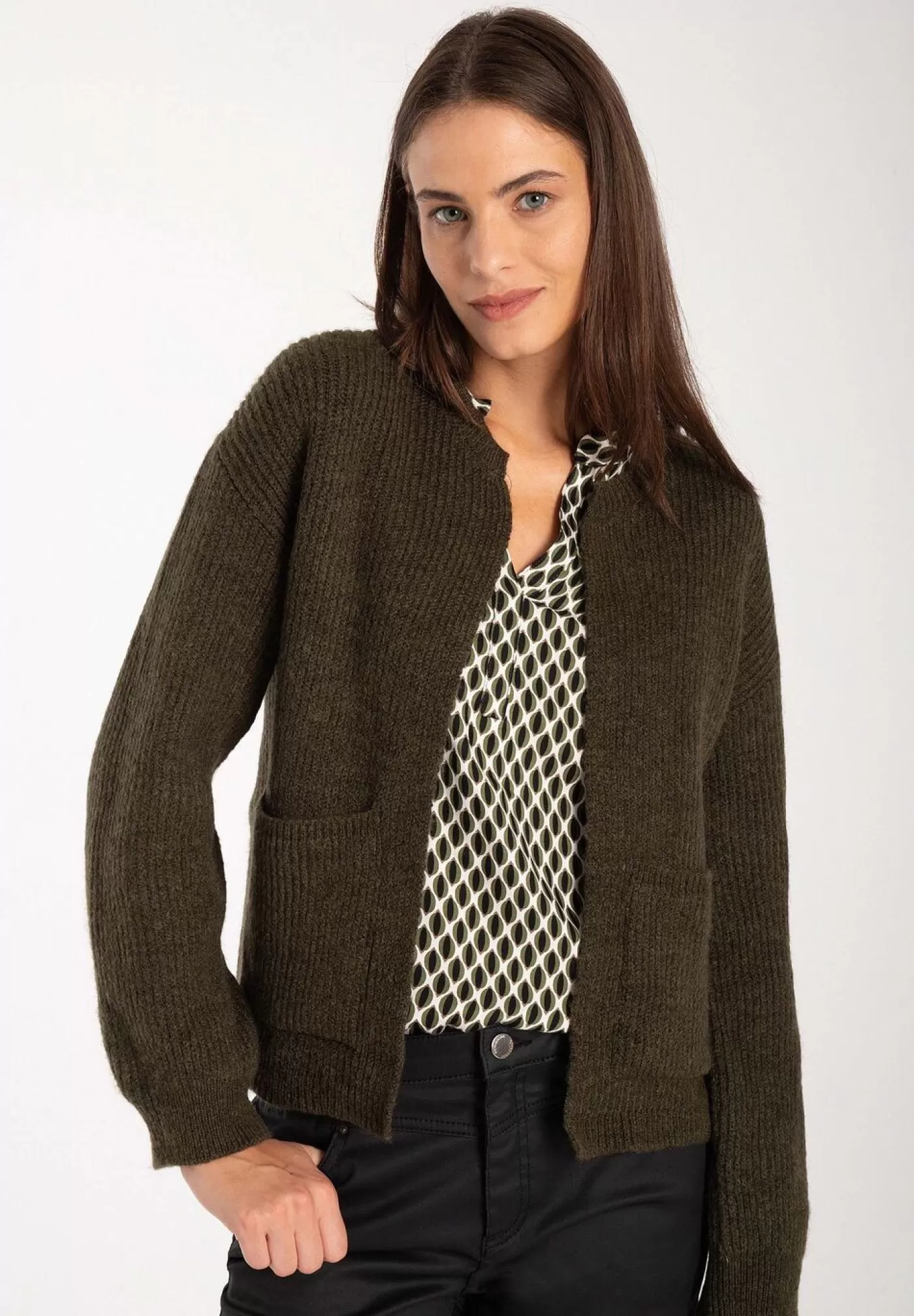 Sale MORE&MORE Rippen-Strickjacke, olive, Herbst-Kollektion gruen